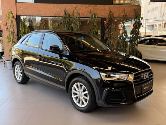 AUDI Q3 2.0 TFSI ATTRACTION QUATTRO 4P GASOLINA S TRONIC